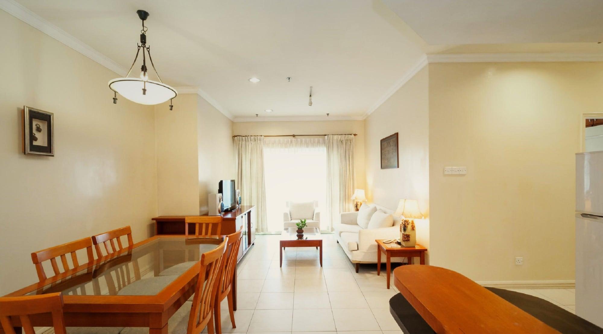 Stayinn Gateway Hotel Apartment Kuching Bagian luar foto
