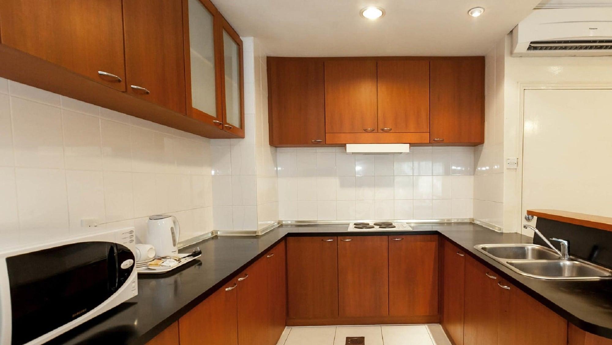 Stayinn Gateway Hotel Apartment Kuching Bagian luar foto
